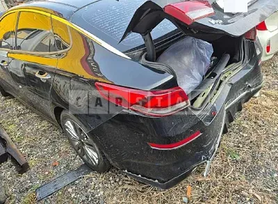 Photo 1 of 22: 2018 Kia K5 — Korean insurance auction