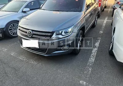 Photo 1 of 10: 2015 Volkswagen Tiguan 2.0 TDI Blue Motion, VIN WVGZZZ5NZFW603277 — Korean insurance auction