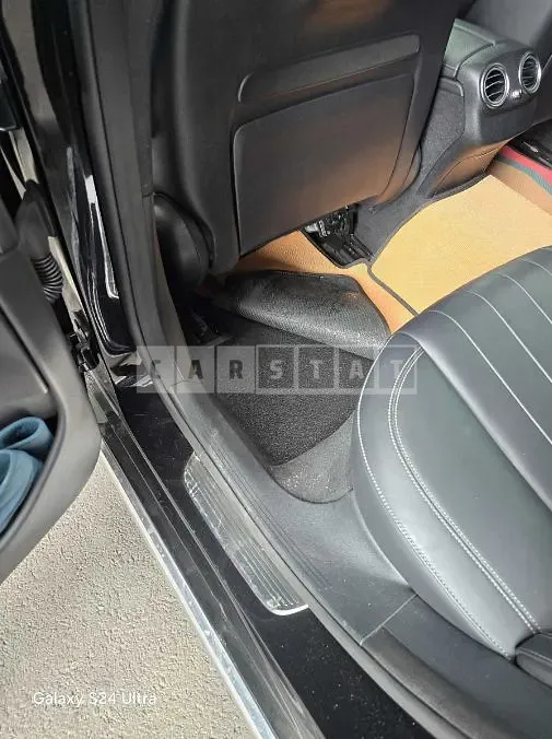 Photo 3 of 3: 2018 Mercedes-Benz E300 4Matic — Korean insurance auction
