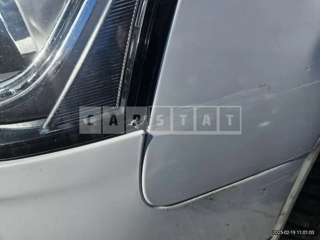Photo 2 of 2: 2015 Audi (parts) A4 30 TDI Headlamp — Korean insurance auction