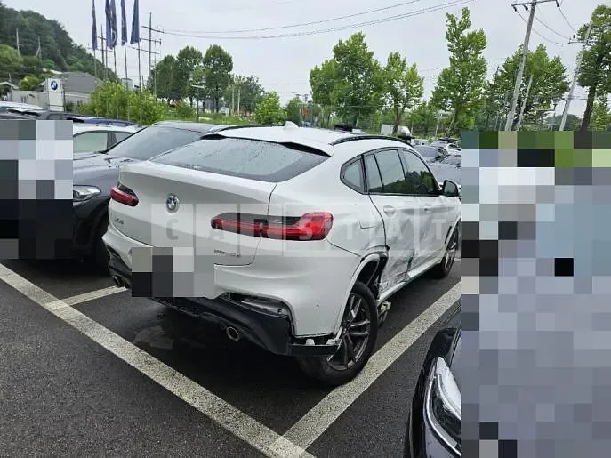 Photo 2 of 12: 2020 BMW X4 xDrive20d — Korean insurance auction