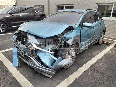 Photo 1 of 41: 2019 Hyundai Kona Electric, VIN KMHK381GFKU029477 — Korean insurance auction
