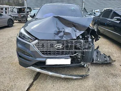 Photo 1 of 12: 2017 Hyundai Tucson, VIN KMHJ2815GHU283419 — Korean insurance auction