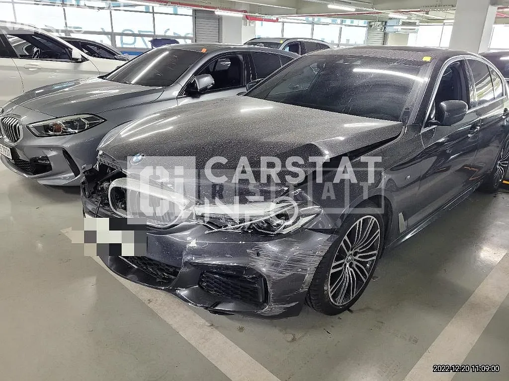 Photo 2 of 14: 2019 BMW 530i xDrive M Sport Package — Korean insurance auction