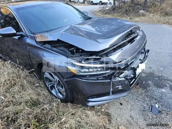 Photo 2 of 11: 2018 Honda Accord 1.5T, VIN 1HGCV1650JA511023 — Korean insurance auction
