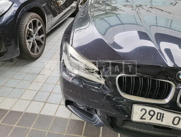 Photo 2 of 8: 2016 BMW 520d xDrive, VIN WBA5D3104FGV81798 — Korean insurance auction