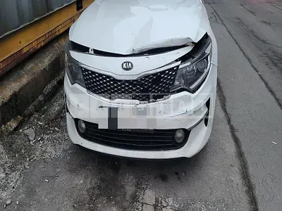 Photo 1 of 9: 2016 Kia K5 2.0(LPI), VIN KNAGS416BHA125864 — Korean insurance auction