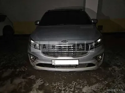 Photo 1 of 15: 2019 Kia Carnival — Korean insurance auction