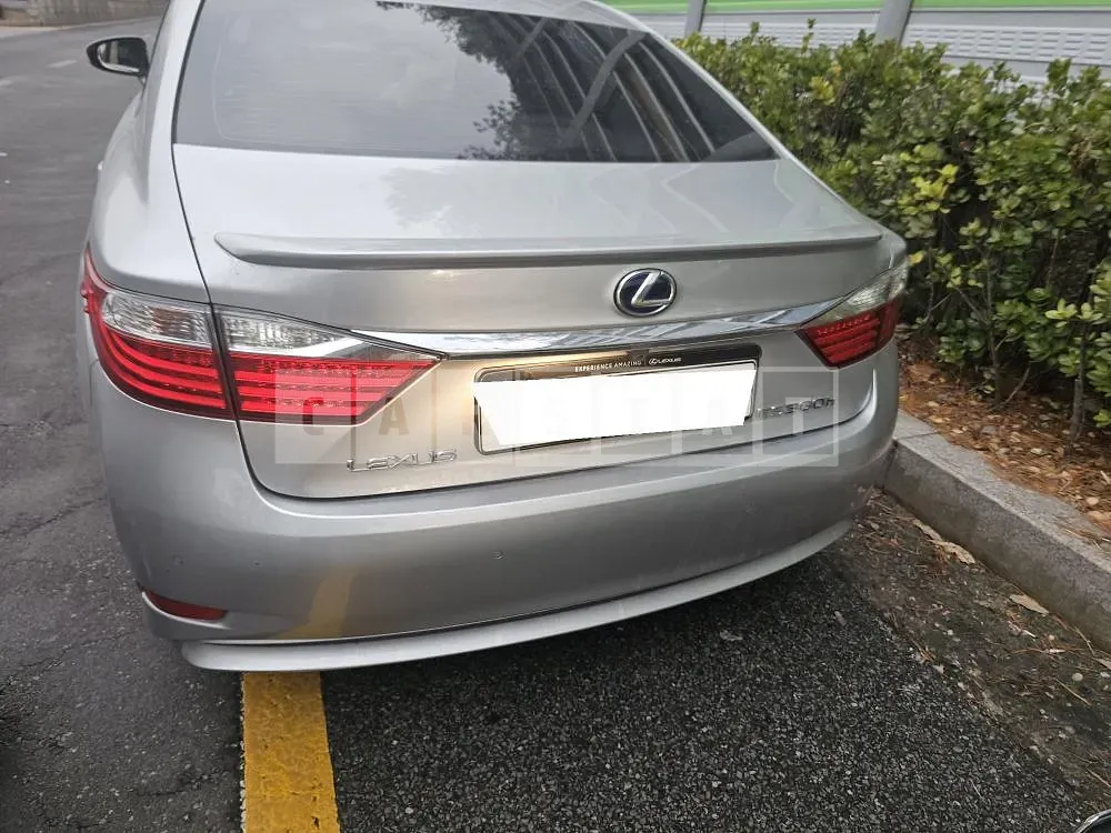 Photo 2 of 10: 2015 Lexus ES300h, VIN JTHBW1GG5F2091472 — Korean insurance auction