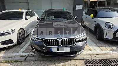 Photo 1 of 24: 2022 BMW 530e — Korean insurance auction