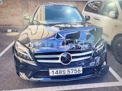 Photo 1 of 14: 2020 Mercedes-Benz C200 — Korean insurance auction