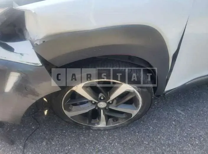 Photo 2 of 15: 2018 Hyundai Kona — Korean insurance auction