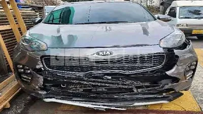 Photo 1 of 12: 2018 Kia Sportage 2.0, VIN KNAPR813BJK492347 — Korean insurance auction