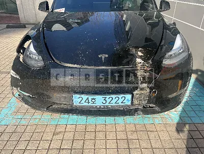 Photo 1 of 5: 2021 Tesla Model Y LongRange, VIN 5YJYGDEE8MF225977 — Korean insurance auction