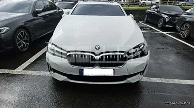 Photo 1 of 50: 2023 BMW 520i — Korean insurance auction