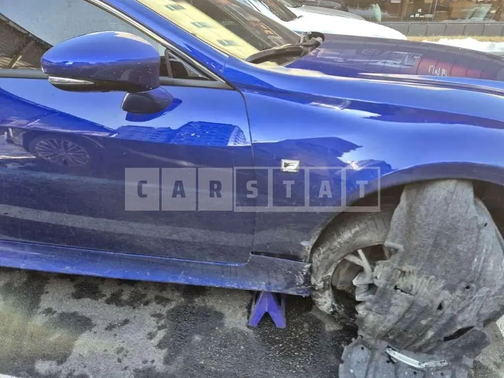 Photo 2 of 8: 2017 Lexus RC200T — Korean insurance auction