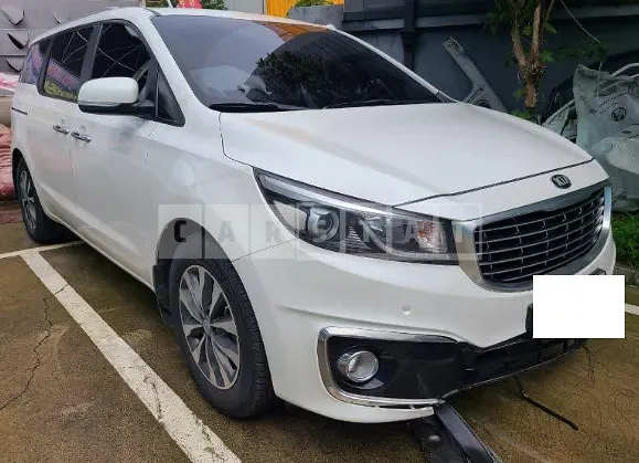 Photo 2 of 50: 2018 Kia Carnival, VIN KNAMB81ABJS419058 — Korean insurance auction