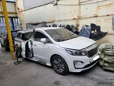 Photo 1 of 15: 2019 Kia Carnival, VIN KNHMF37ABKS576686 — Korean insurance auction