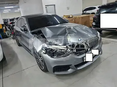 Photo 1 of 18: 2020 BMW 530i M Sport Package, VIN WBAJR5106LWW65232 — Korean insurance auction