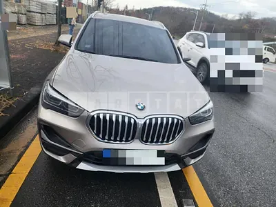 Photo 1 of 39: 2021 BMW X1 xDrive18d, VIN WBA31AD00M5S68806 — Korean insurance auction