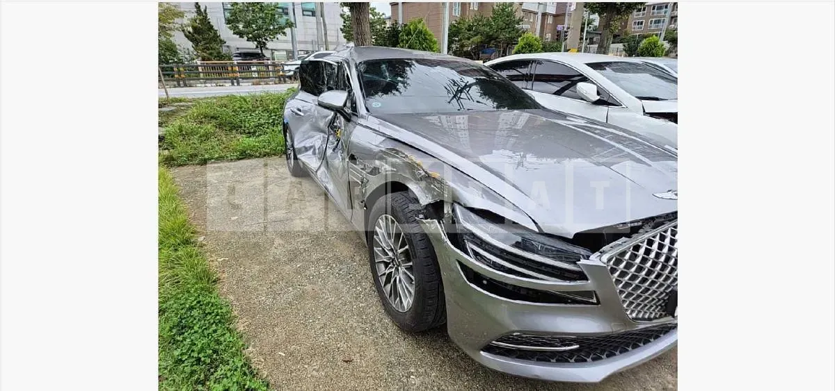 Photo 2 of 23: 2020 Genesis G80 AWD — Korean insurance auction
