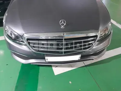 Photo 1 of 23: 2018 Mercedes-Benz E300, VIN WDDZF4JB2KA511337 — Korean insurance auction
