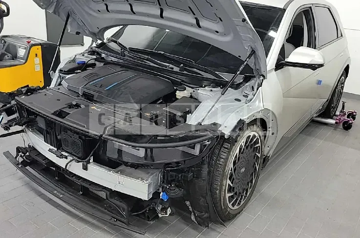 Photo 2 of 10: 2022 Hyundai Modern Ionic 5, VIN KMHKR81AFNU032008 — Korean insurance auction