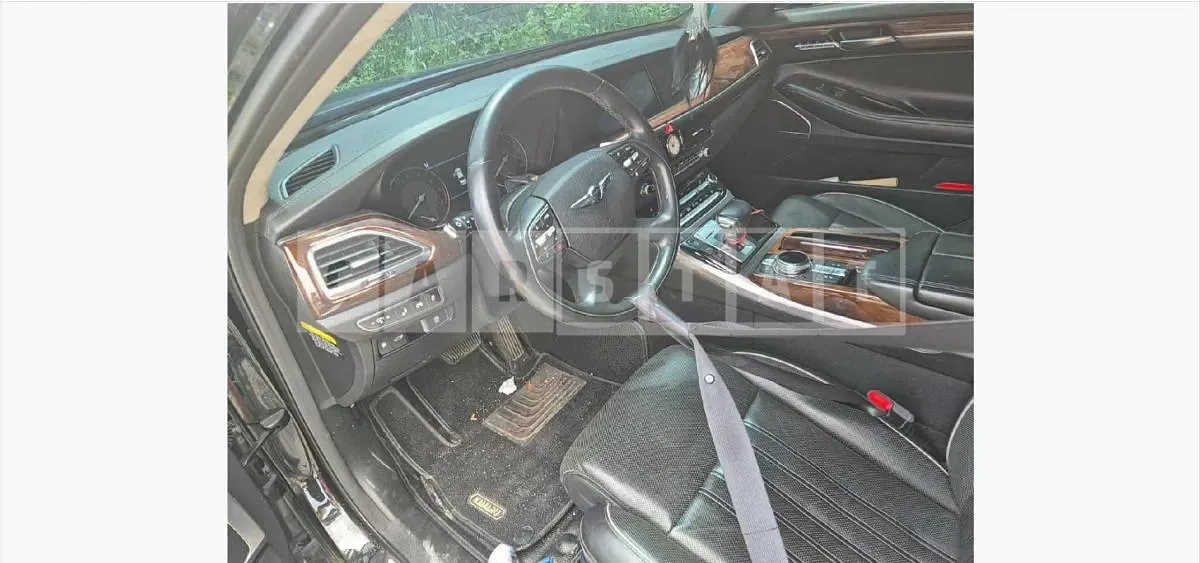 Photo 2 of 15: 2016 Genesis EQ900 3.8 — Korean insurance auction