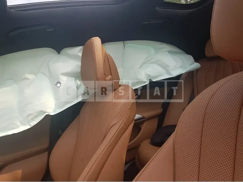 Photo 2 of 23: 2025 Mercedes-Benz E 300 4Matic — Korean insurance auction
