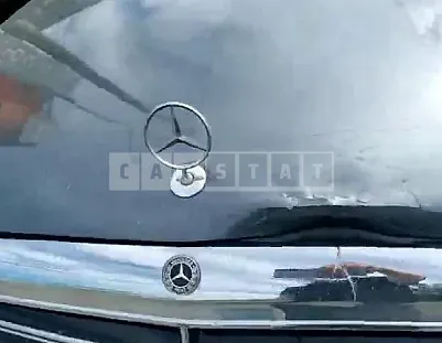 Photo 2 of 50: 2017 Mercedes-Benz E220 d 4Matic, VIN WDDZF0FBXHA288796 — Korean insurance auction