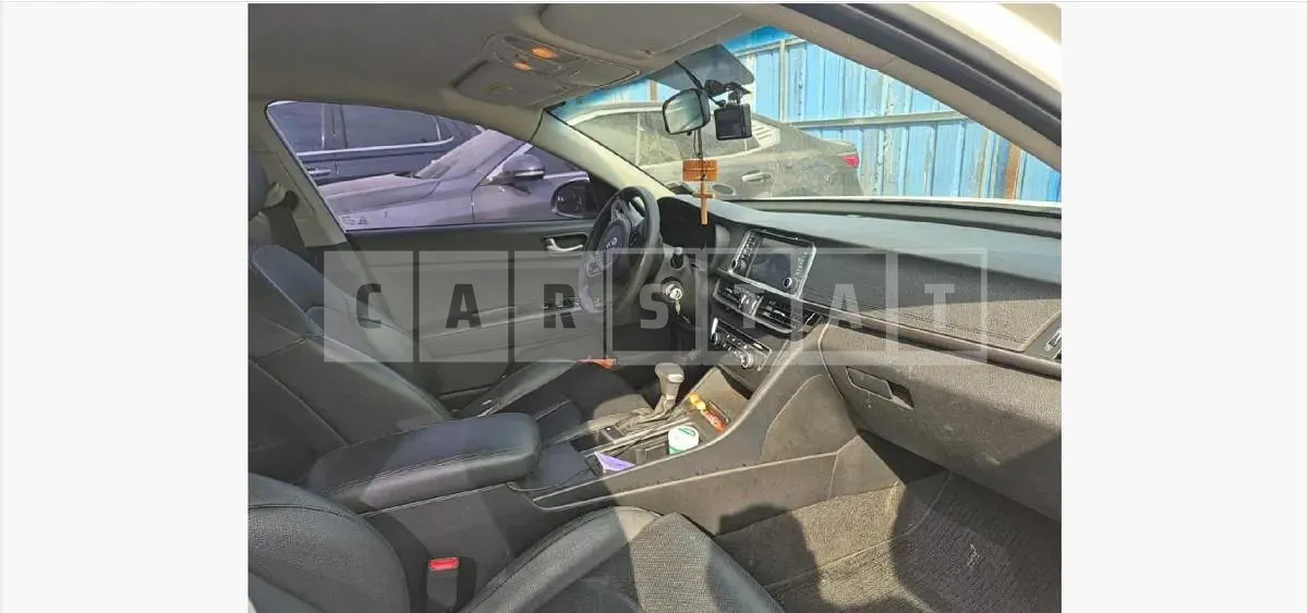 Photo 2 of 32: 2017 Kia K5 2.0(LPI) — Korean insurance auction