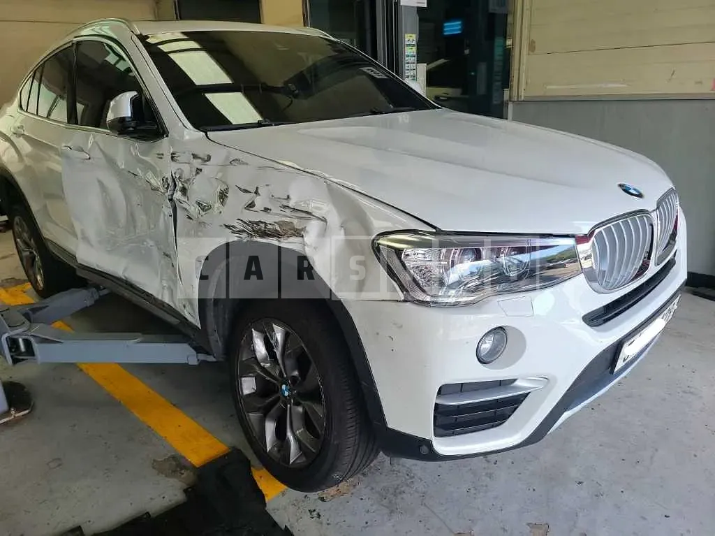 Photo 2 of 22: 2016 BMW X4 xDrive 20d, VIN WBAXX1104G0T35509 — Korean insurance auction