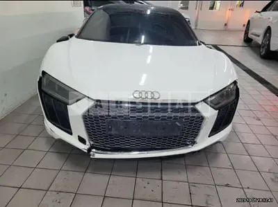 Photo 1 of 15: 2017 Audi R8 Coupe V10 Plus — Korean insurance auction