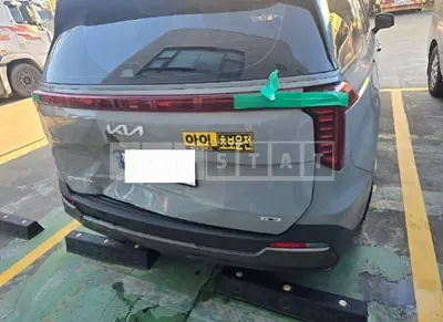 Photo 1 of 15: 2025 Kia Carnival — Korean insurance auction