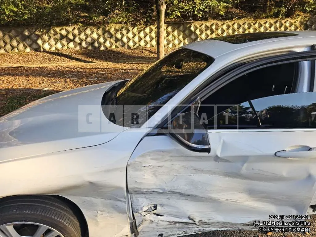 Photo 2 of 8: 2019 BMW 118d — Korean insurance auction