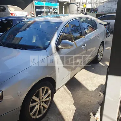 Photo 1 of 9: 2011 Volkswagen Passat 2.0 TDI, VIN WVWZZZ3CZBP004999 — Korean insurance auction