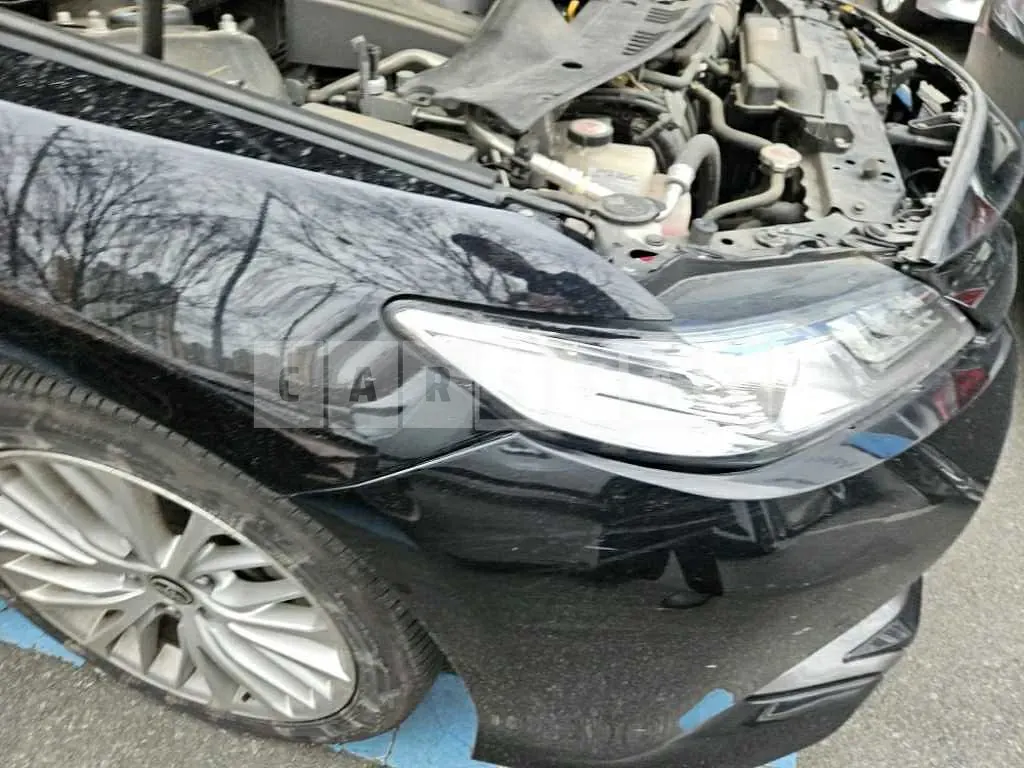 Photo 2 of 34: 2020 Toyota Camry Hybrid — Korean insurance auction