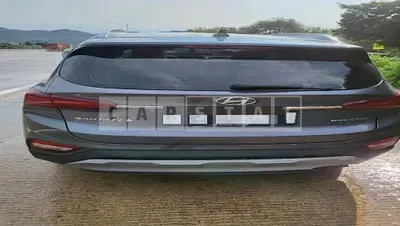 Photo 1 of 4: 2018 Hyundai Santa Fe 2.0 (4WD) — Korean insurance auction