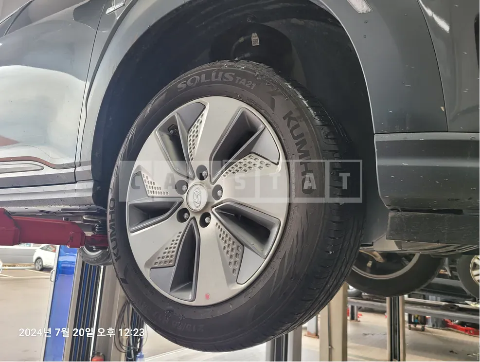 Photo 2 of 23: 2020 Hyundai Kona — Korean insurance auction