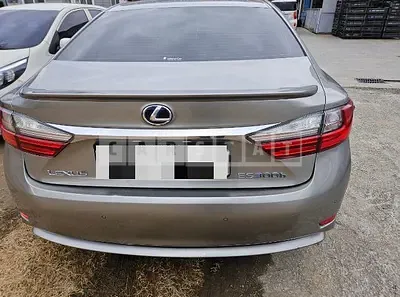 Photo 1 of 15: 2017 Lexus ES300h, VIN JTHBW1GG5J2170651 — Korean insurance auction