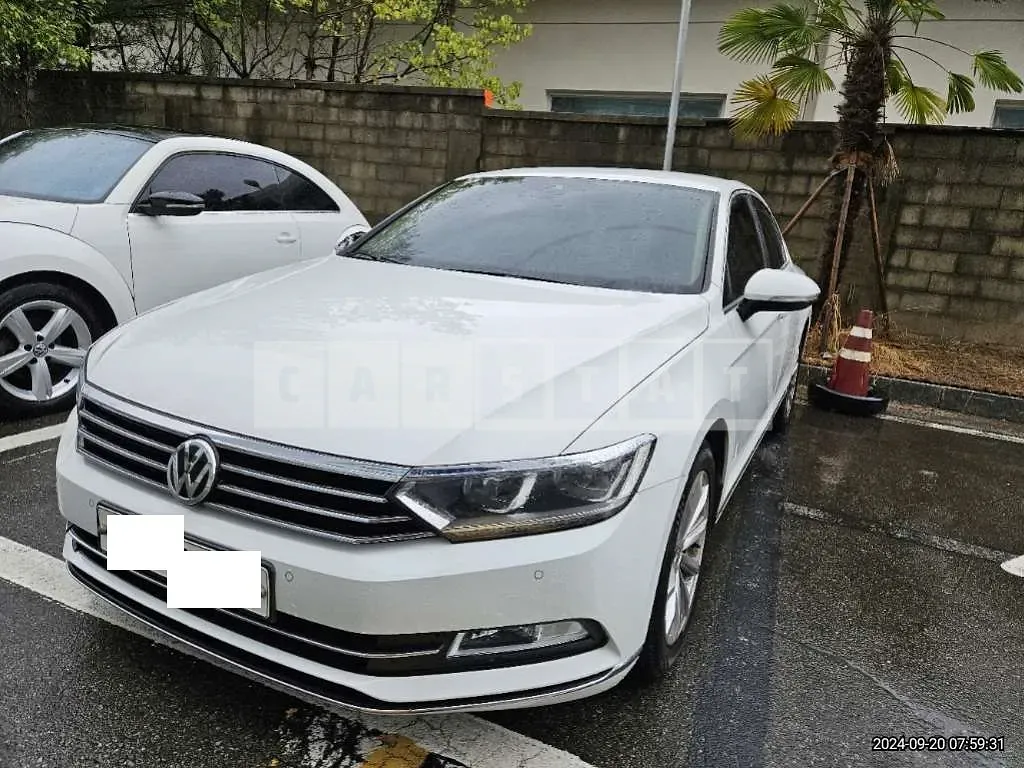 Photo 2 of 50: 2018 Volkswagen Passat GT 2.0TDI — Korean insurance auction