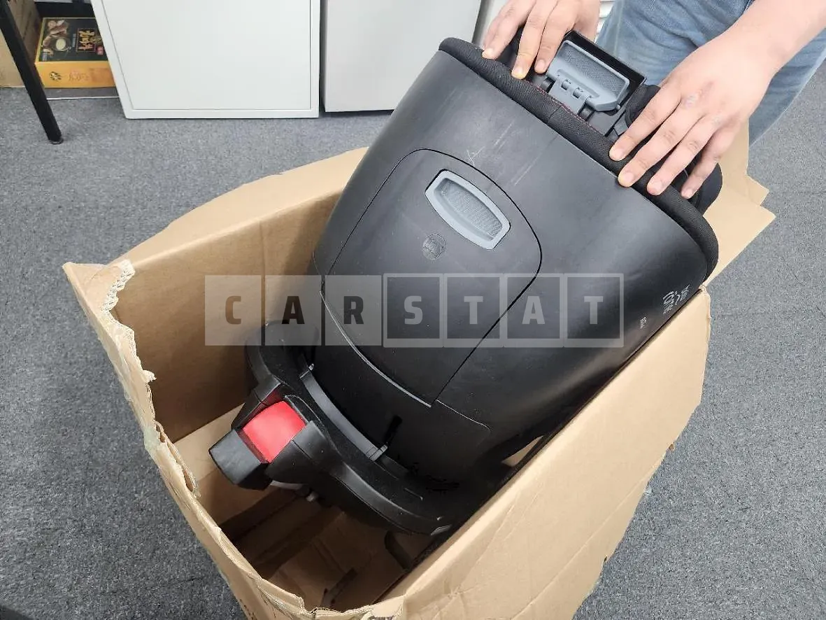 Photo 2 of 6: 2024 Car seat [price 1.28 million won] — Korean insurance auction