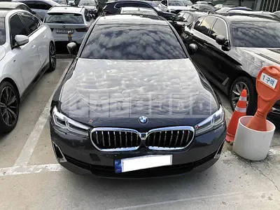 2023 BMW 523d