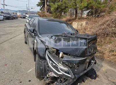 Photo 1 of 3: 2020 Kia K5 — Korean insurance auction