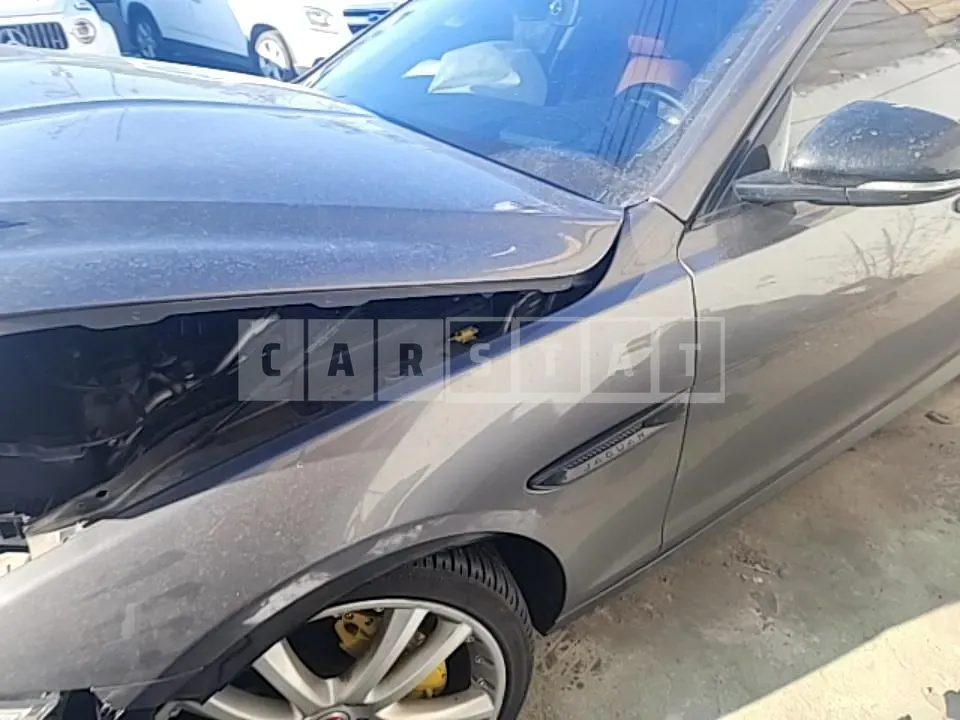 Photo 2 of 10: 2017 Jaguar XF 20d, VIN SAJBA4BN7HCY33604 — Korean insurance auction