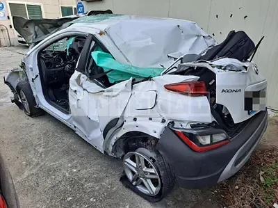 Photo 1 of 11: 2022 Hyundai Kona Gasoline — Korean insurance auction