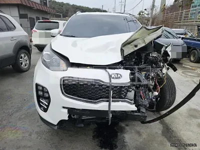 Photo 1 of 19: 2016 Kia Sportage 1.7, VIN KNAP6815GGK161974 — Korean insurance auction