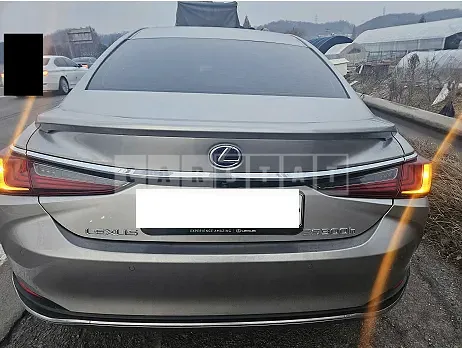 Photo 2 of 22: 2021 Lexus ES300h — Korean insurance auction