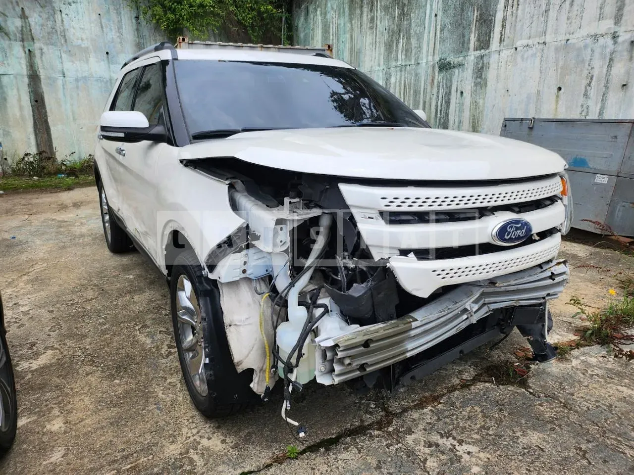 Photo 2 of 17: 2015 Ford Explorer, VIN 1FM5K8F88FGC19926 — Korean insurance auction