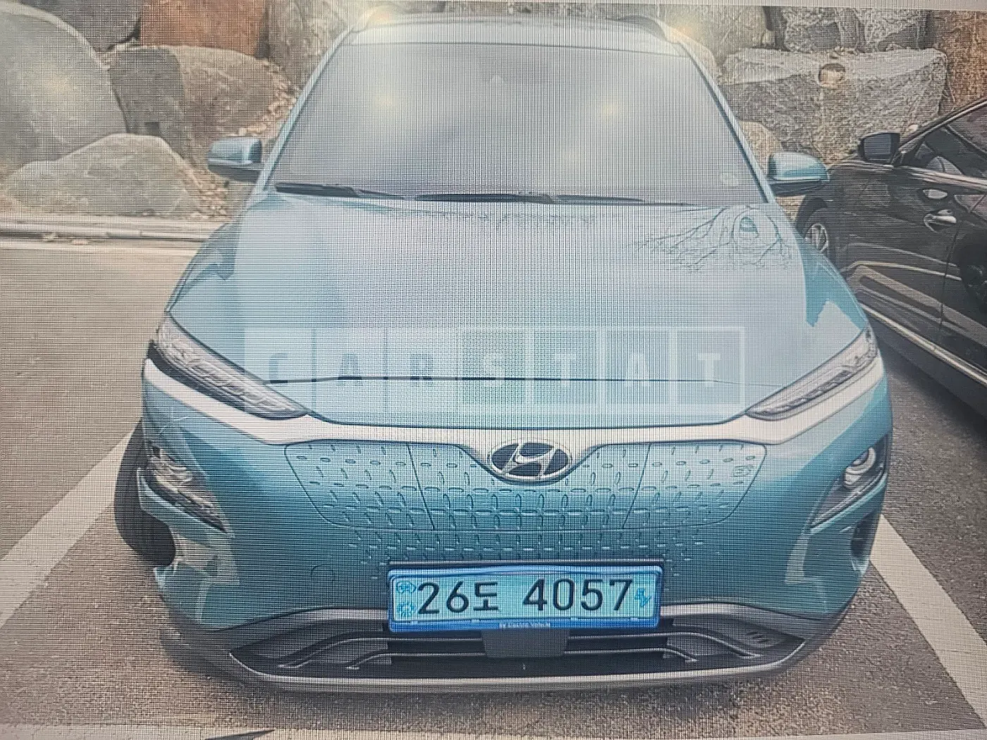 Photo 2 of 14: 2019 Hyundai Kona Electric, VIN KMHK381GFKU011591 — Korean insurance auction